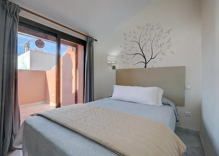 Sanpedro Hotel apartamentowy 4*