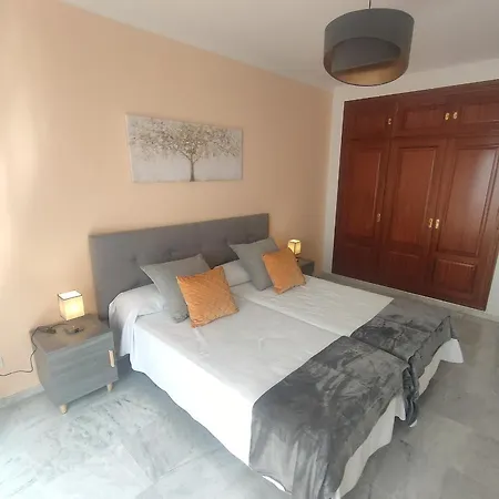 アパートホテル Sanpedro