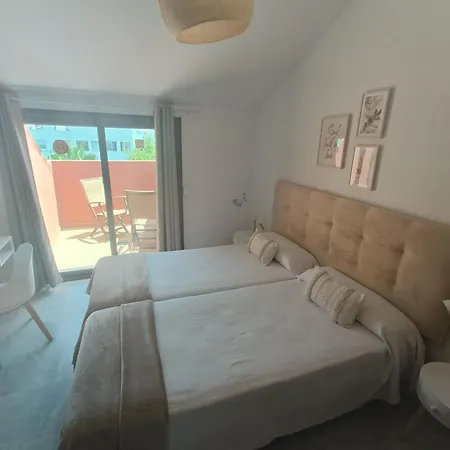 Sanpedro Ξενοδοχείο με διαμερίσματα 4*